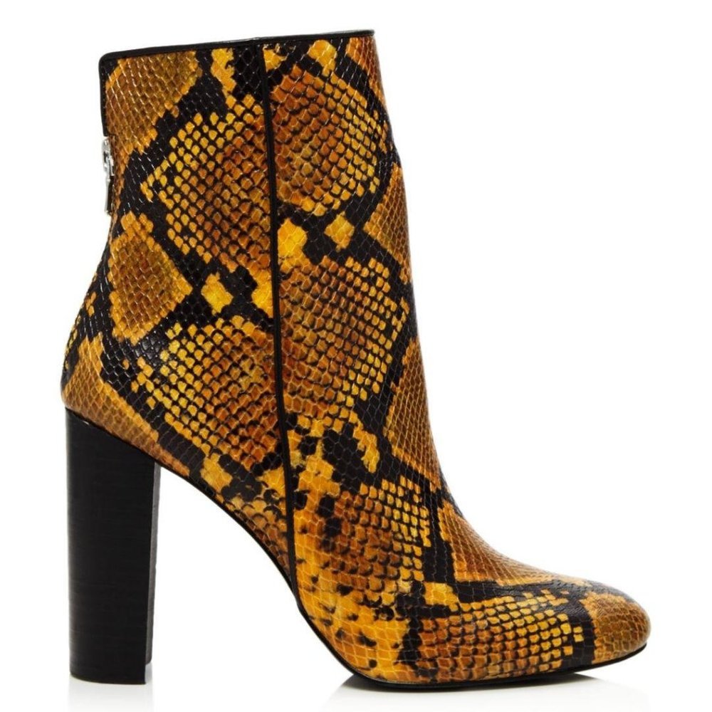 5️⃣0️⃣AQUA Women's Soren Yellow Block Heel Booties
